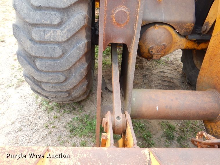 image for item IN9775 Clark-Michigan 75B  wheel loader