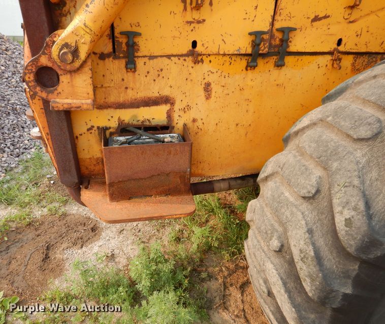 image for item IN9775 Clark-Michigan 75B  wheel loader