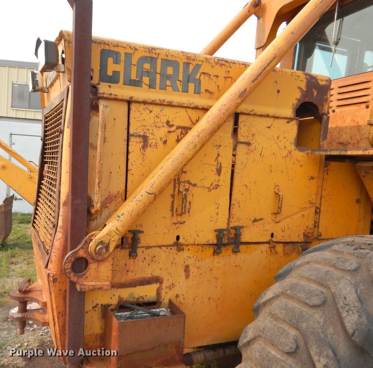 image for item IN9775 Clark-Michigan 75B  wheel loader