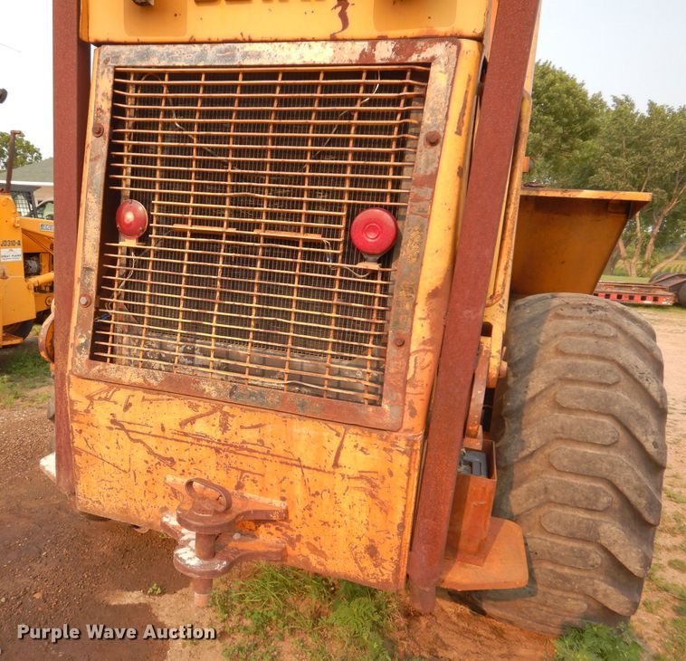 image for item IN9775 Clark-Michigan 75B  wheel loader