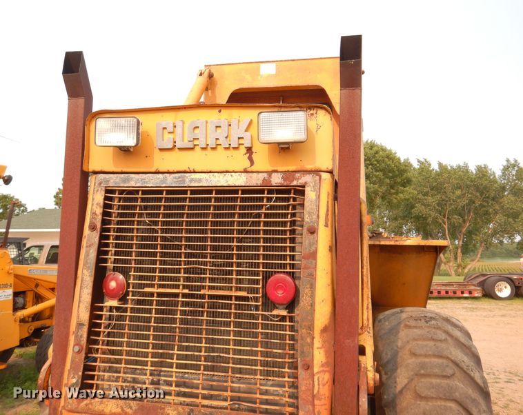 image for item IN9775 Clark-Michigan 75B  wheel loader