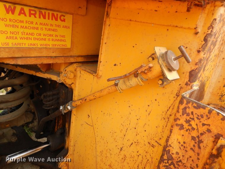 image for item IN9775 Clark-Michigan 75B  wheel loader