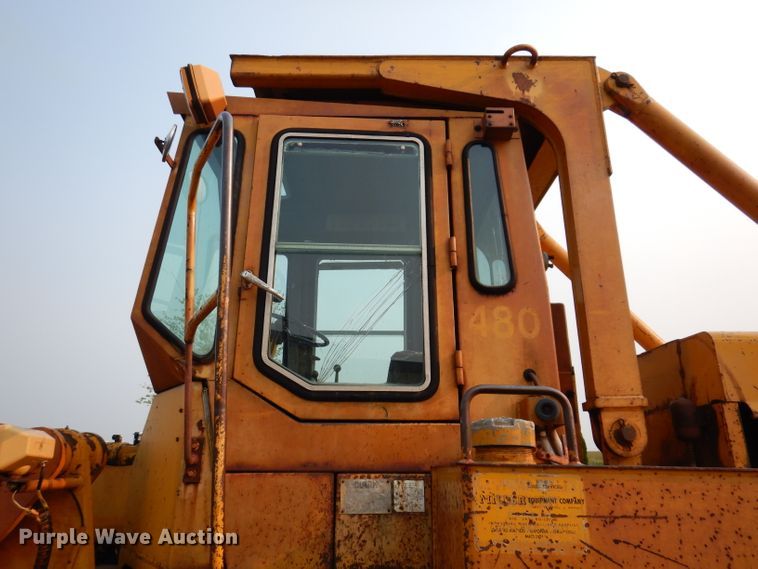 image for item IN9775 Clark-Michigan 75B  wheel loader