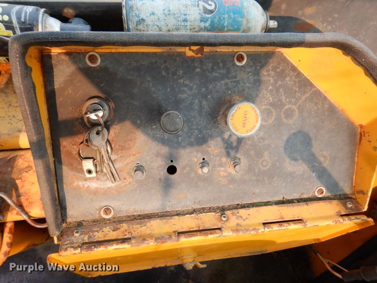 image for item IN9775 Clark-Michigan 75B  wheel loader