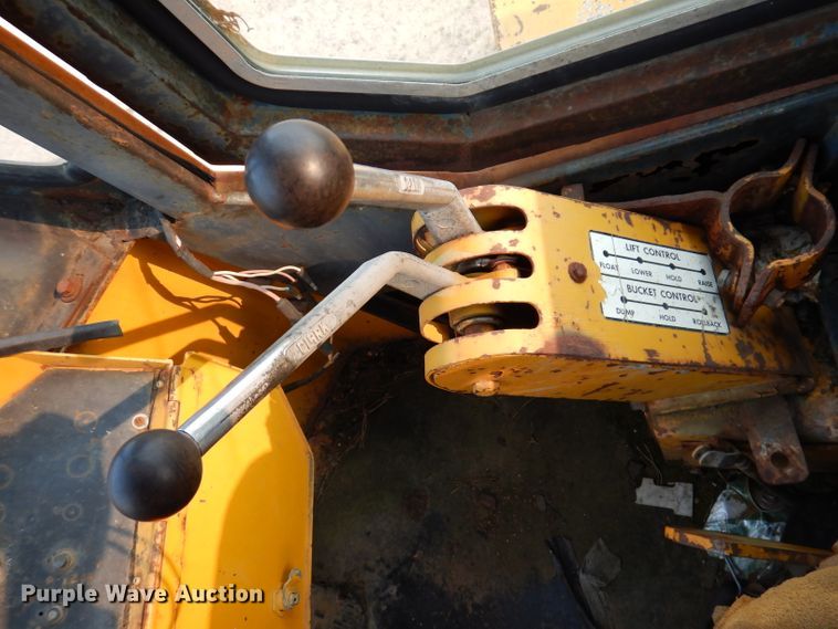image for item IN9775 Clark-Michigan 75B  wheel loader