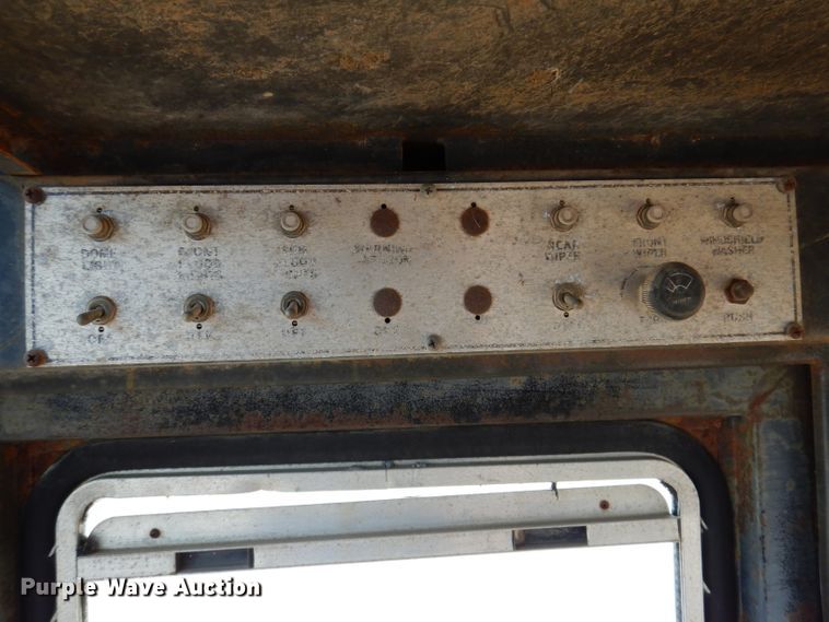 image for item IN9775 Clark-Michigan 75B  wheel loader