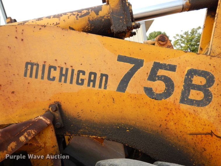 image for item IN9775 Clark-Michigan 75B  wheel loader