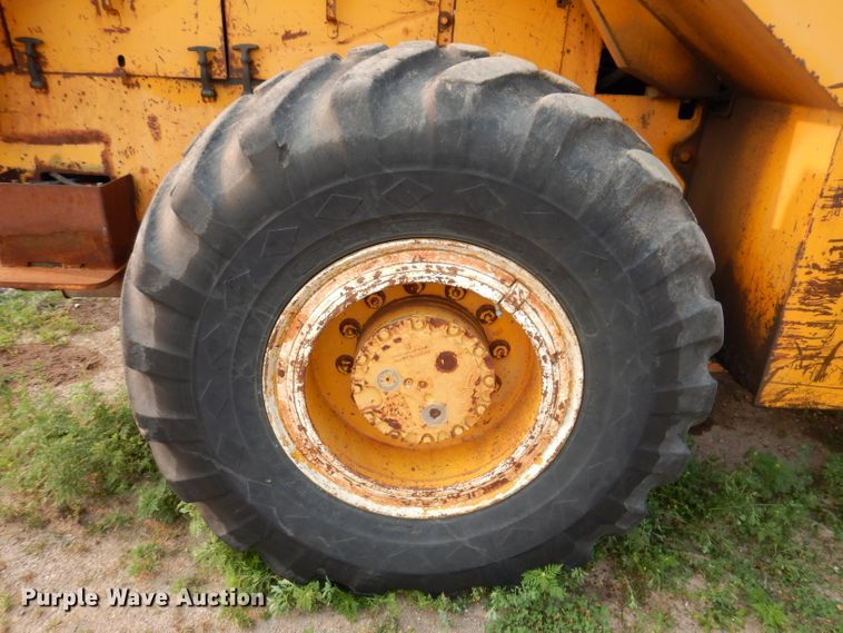 image for item IN9775 Clark-Michigan 75B  wheel loader