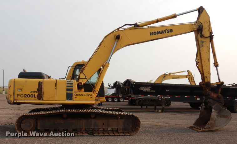 image for item IQ9738 1998 Komatsu PC200LC  excavator