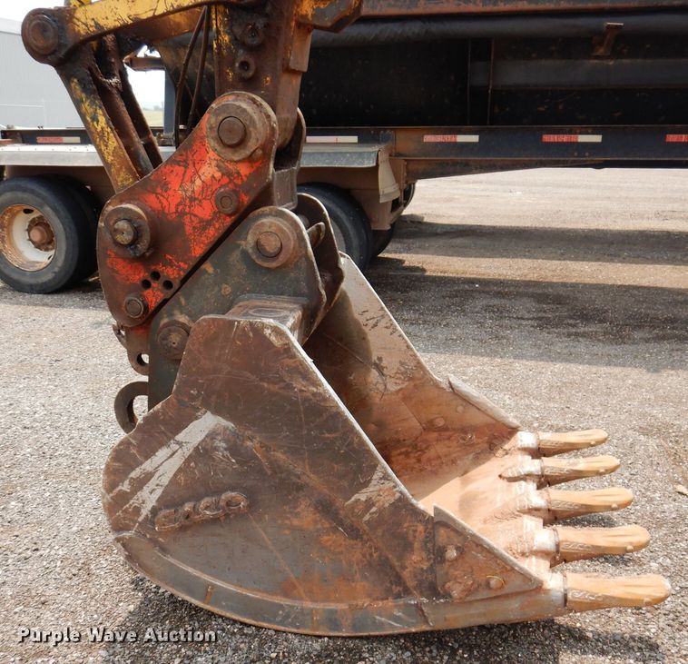 image for item IQ9738 1998 Komatsu PC200LC  excavator