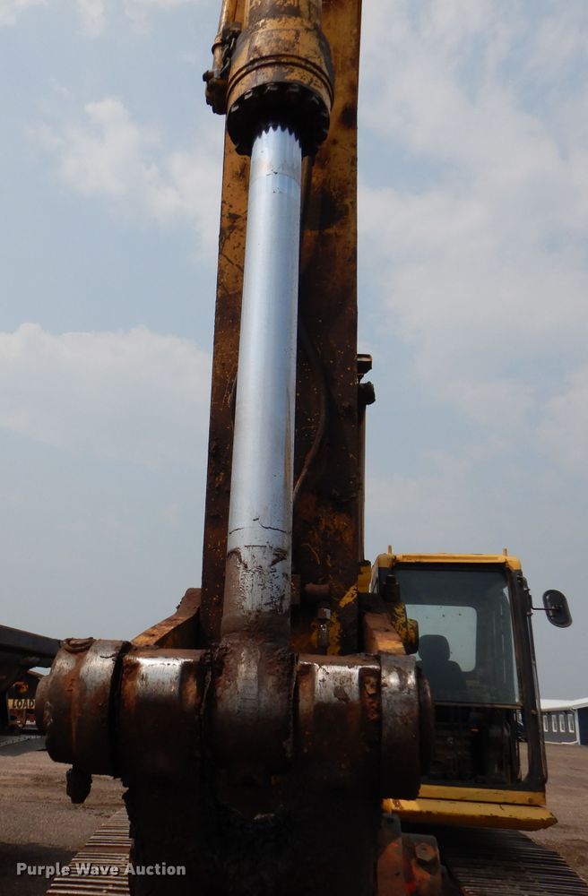 image for item IQ9738 1998 Komatsu PC200LC  excavator