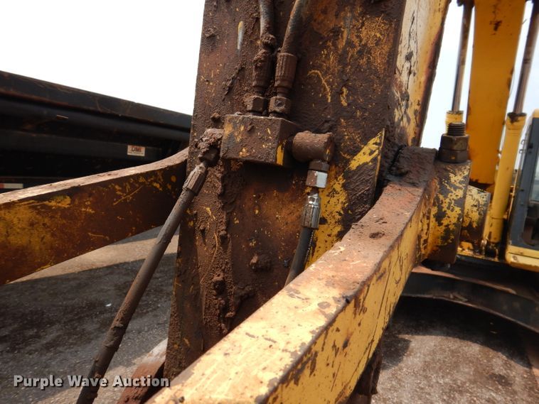 image for item IQ9738 1998 Komatsu PC200LC  excavator