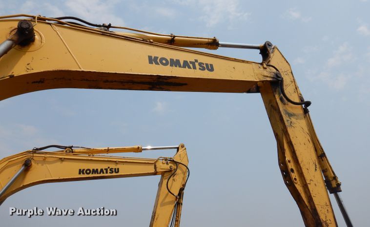 image for item IQ9738 1998 Komatsu PC200LC  excavator