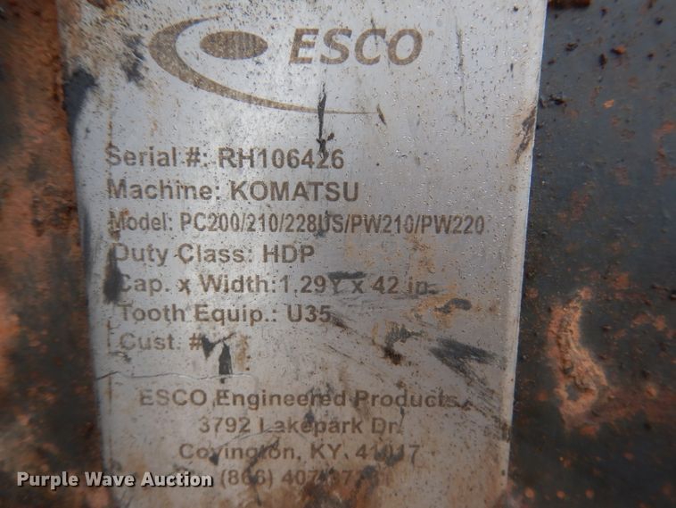 image for item IQ9738 1998 Komatsu PC200LC  excavator