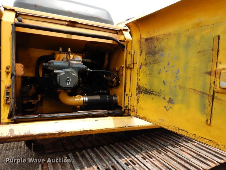 image for item IQ9738 1998 Komatsu PC200LC  excavator