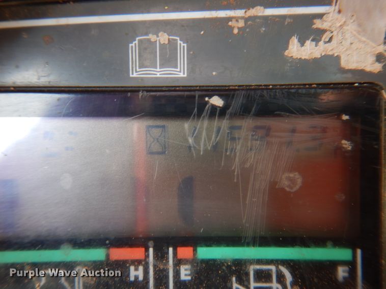 image for item IQ9738 1998 Komatsu PC200LC  excavator