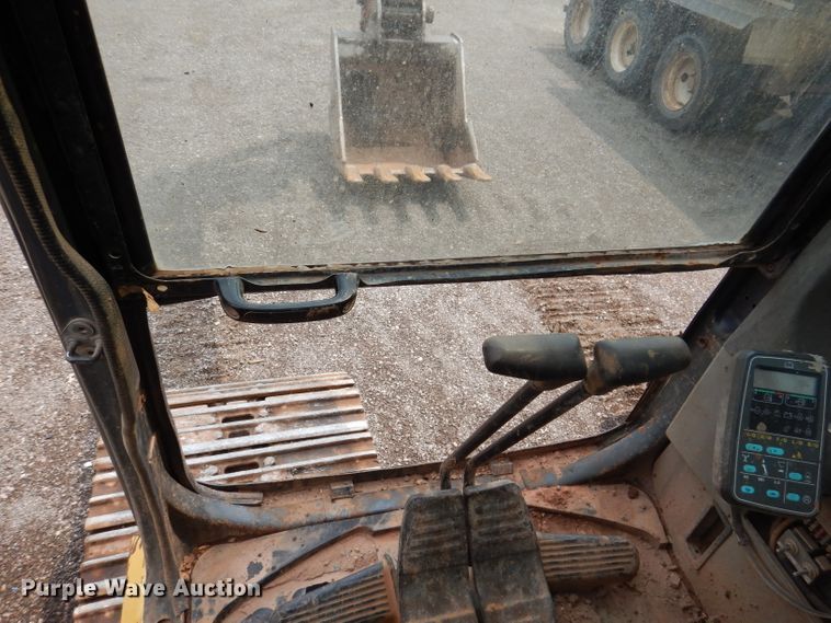 image for item IQ9738 1998 Komatsu PC200LC  excavator