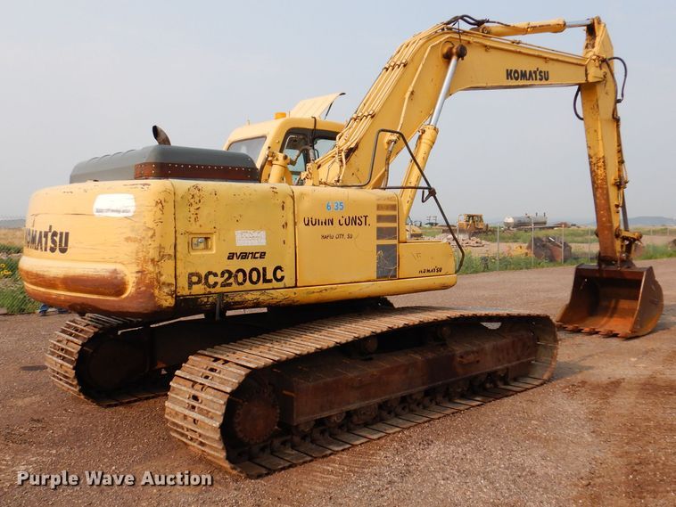 image for item IQ9739 1996 Komatsu PC200LC  excavator