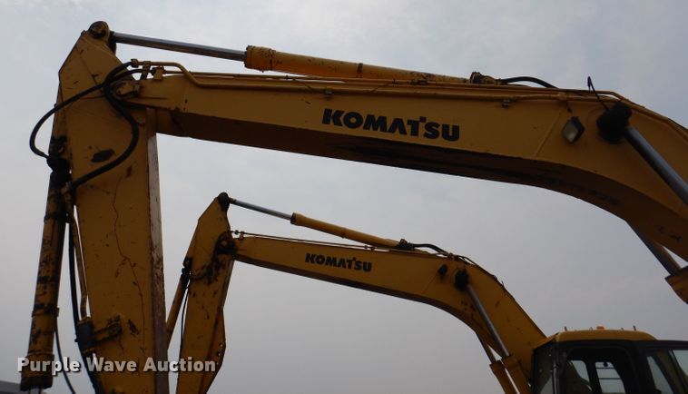 image for item IQ9739 1996 Komatsu PC200LC  excavator