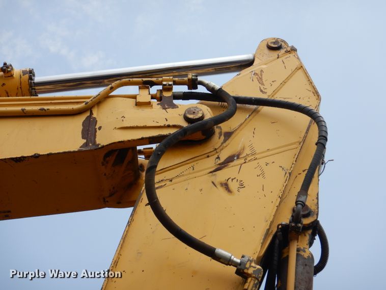 image for item IQ9739 1996 Komatsu PC200LC  excavator