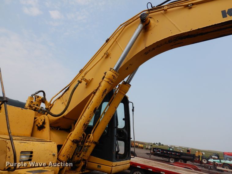 image for item IQ9739 1996 Komatsu PC200LC  excavator