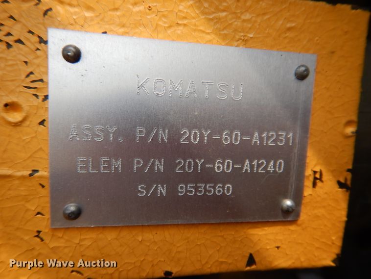image for item IQ9739 1996 Komatsu PC200LC  excavator