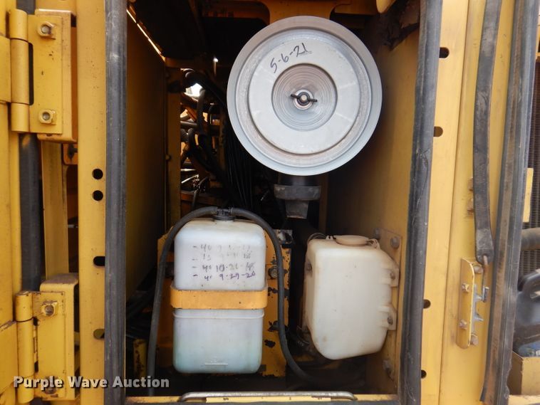 image for item IQ9739 1996 Komatsu PC200LC  excavator