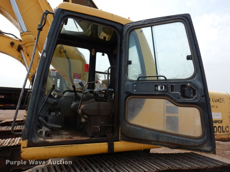 image for item IQ9739 1996 Komatsu PC200LC  excavator