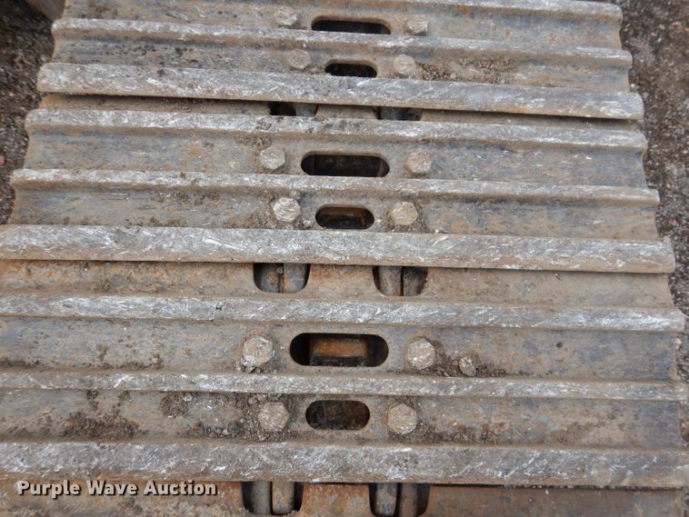 image for item IQ9739 1996 Komatsu PC200LC  excavator