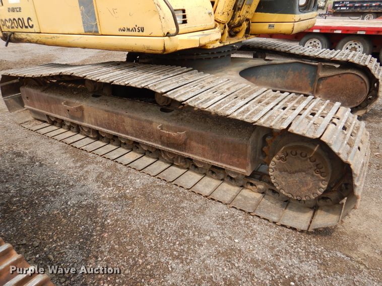 image for item IQ9739 1996 Komatsu PC200LC  excavator