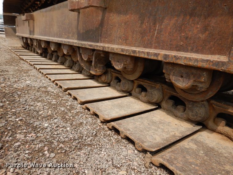 image for item IQ9739 1996 Komatsu PC200LC  excavator