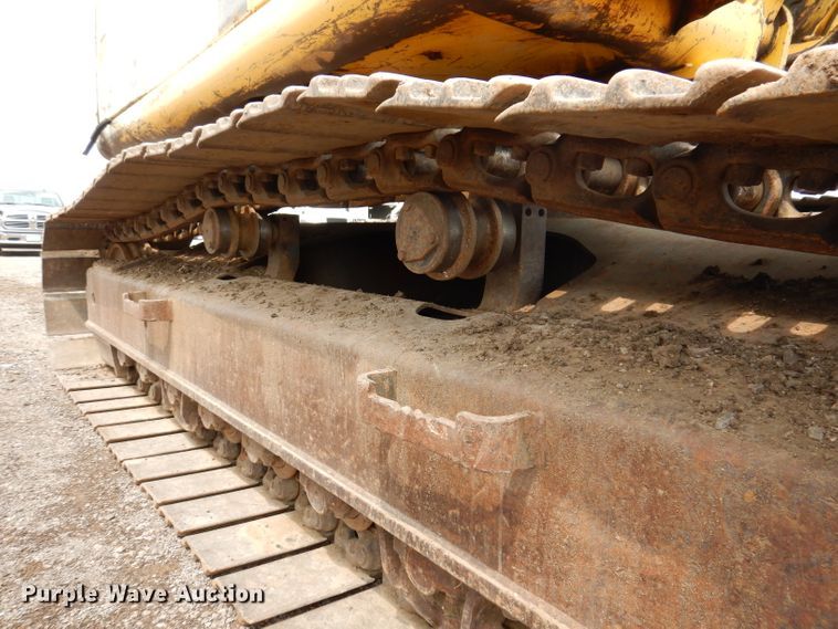 image for item IQ9739 1996 Komatsu PC200LC  excavator