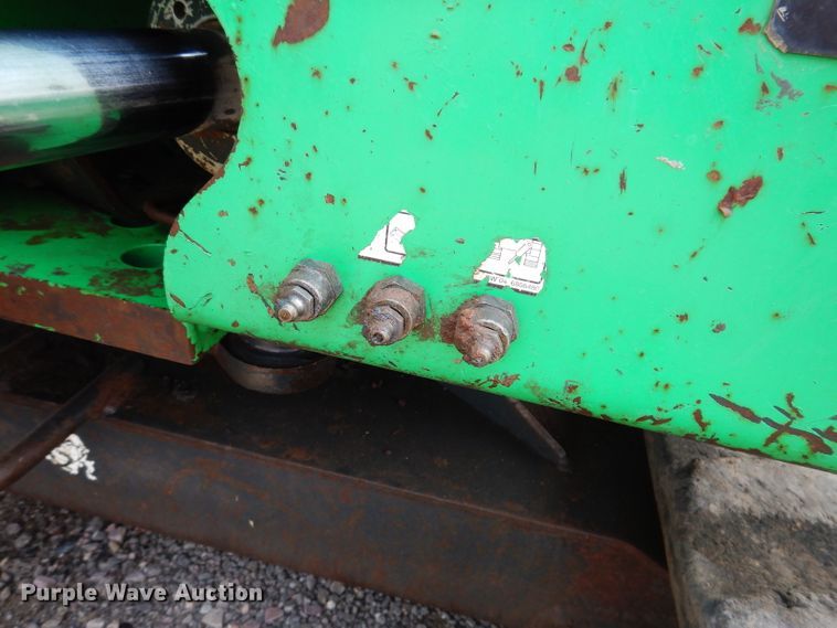 image for item IQ9740 2005 Bobcat 334  mini excavator