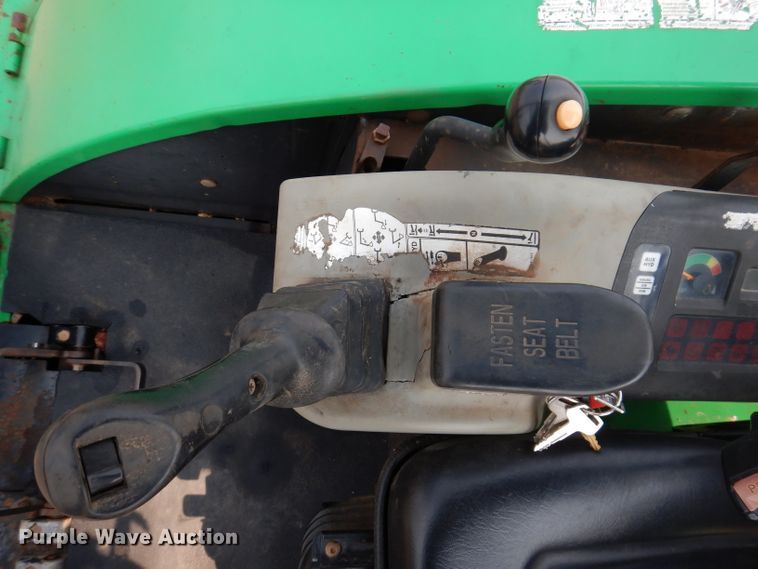 image for item IQ9740 2005 Bobcat 334  mini excavator