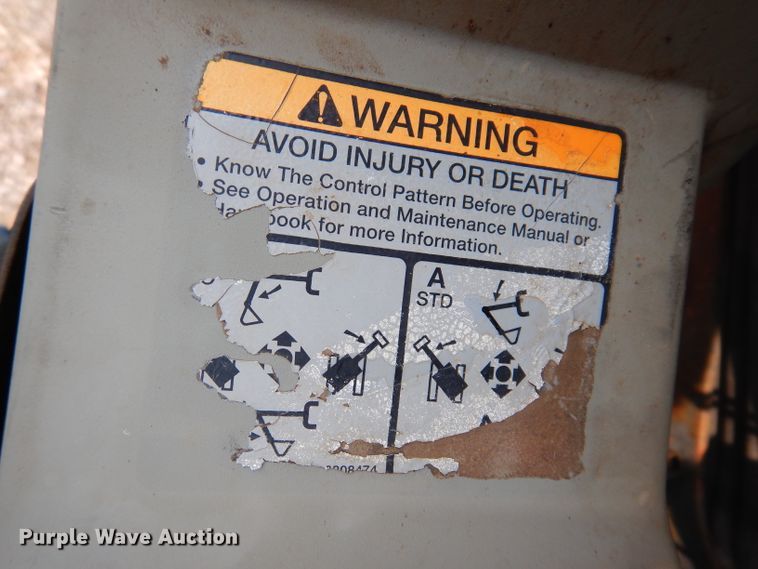 image for item IQ9740 2005 Bobcat 334  mini excavator