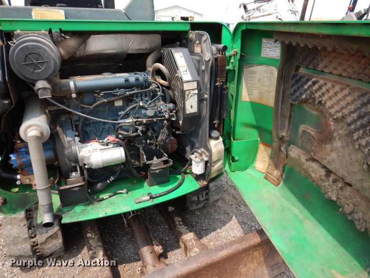 image for item IQ9740 2005 Bobcat 334  mini excavator