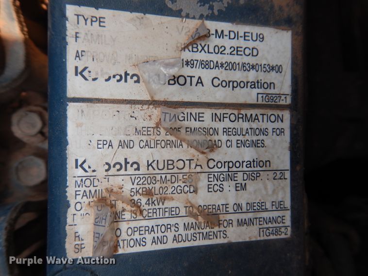 image for item IQ9740 2005 Bobcat 334  mini excavator