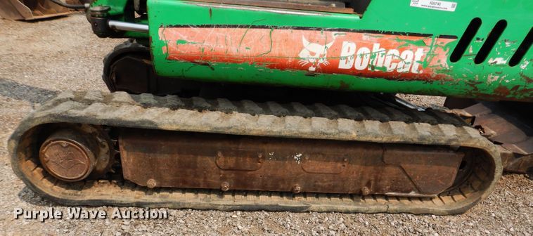 image for item IQ9740 2005 Bobcat 334  mini excavator