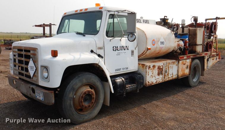 image for item IQ9743 1987 International S1700  fuel / lube truck