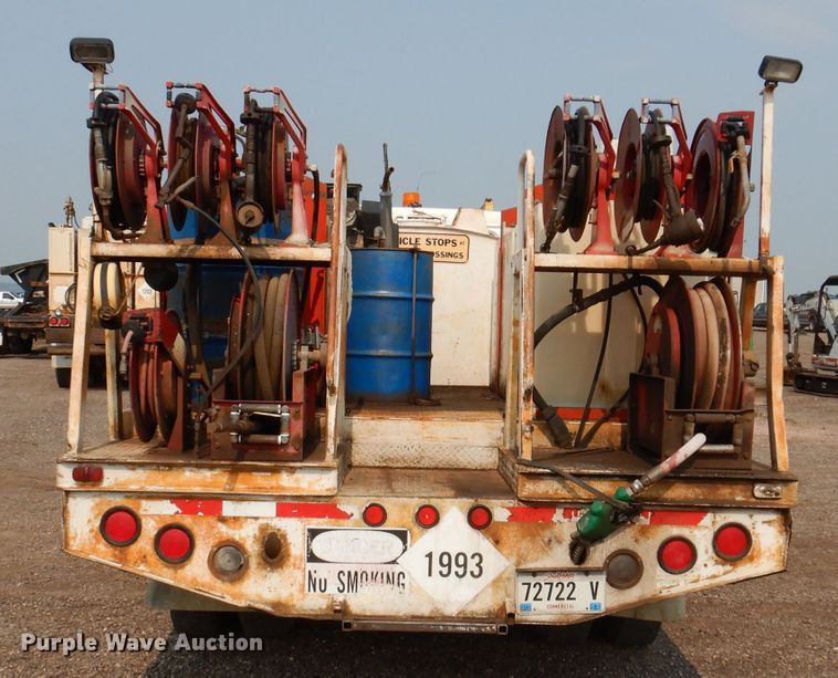 image for item IQ9743 1987 International S1700  fuel / lube truck