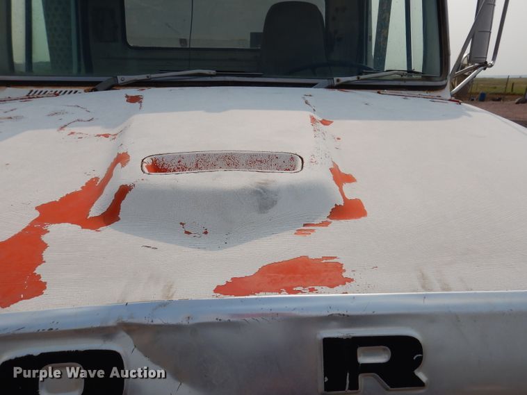 image for item IQ9744 1979 Ford 8000  fuel / lube truck