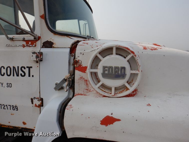 image for item IQ9744 1979 Ford 8000  fuel / lube truck