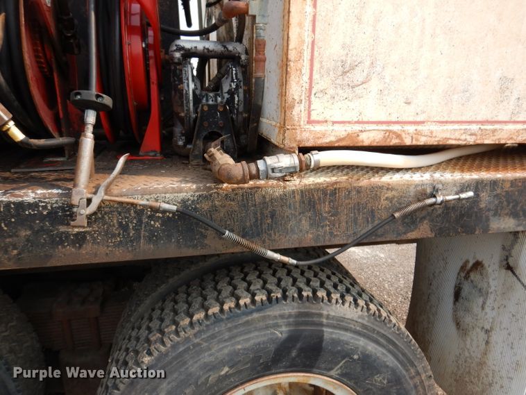 image for item IQ9744 1979 Ford 8000  fuel / lube truck