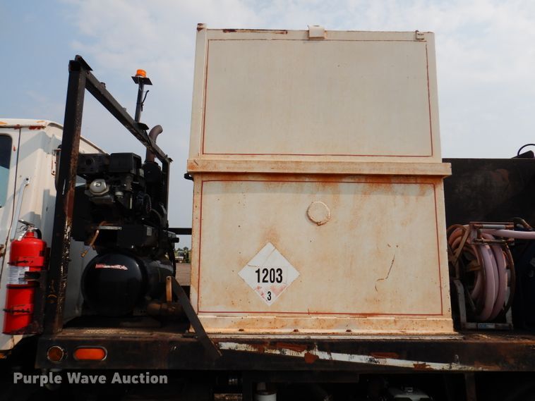 image for item IQ9744 1979 Ford 8000  fuel / lube truck