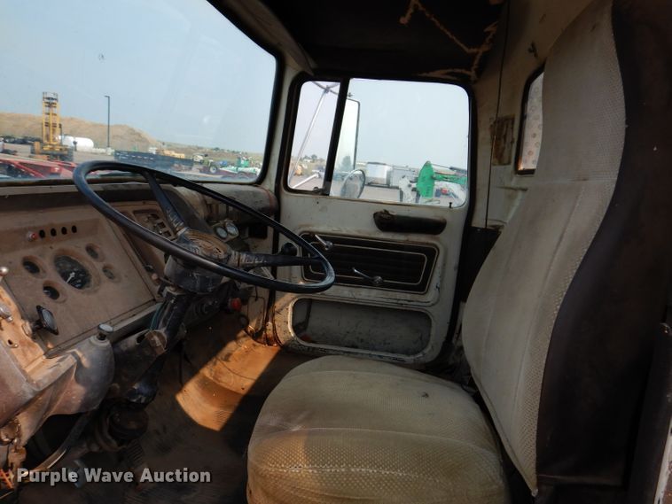 image for item IQ9744 1979 Ford 8000  fuel / lube truck