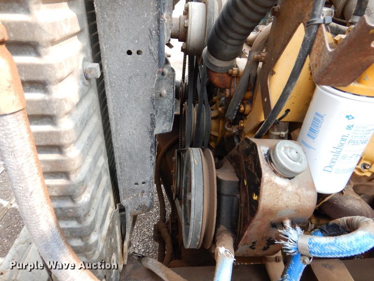 image for item IQ9744 1979 Ford 8000  fuel / lube truck