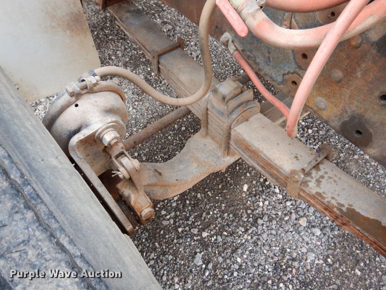 image for item IQ9744 1979 Ford 8000  fuel / lube truck