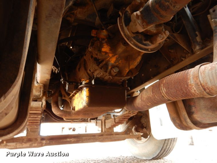 image for item IQ9744 1979 Ford 8000  fuel / lube truck