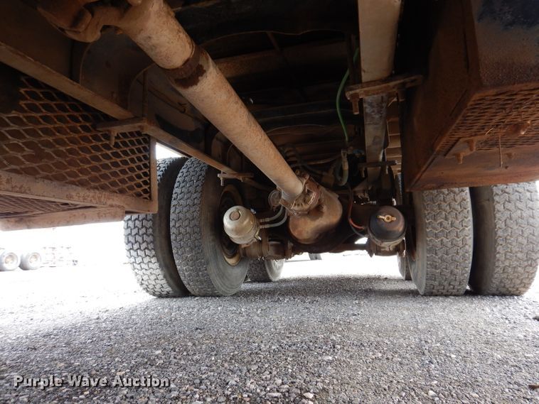 image for item IQ9744 1979 Ford 8000  fuel / lube truck