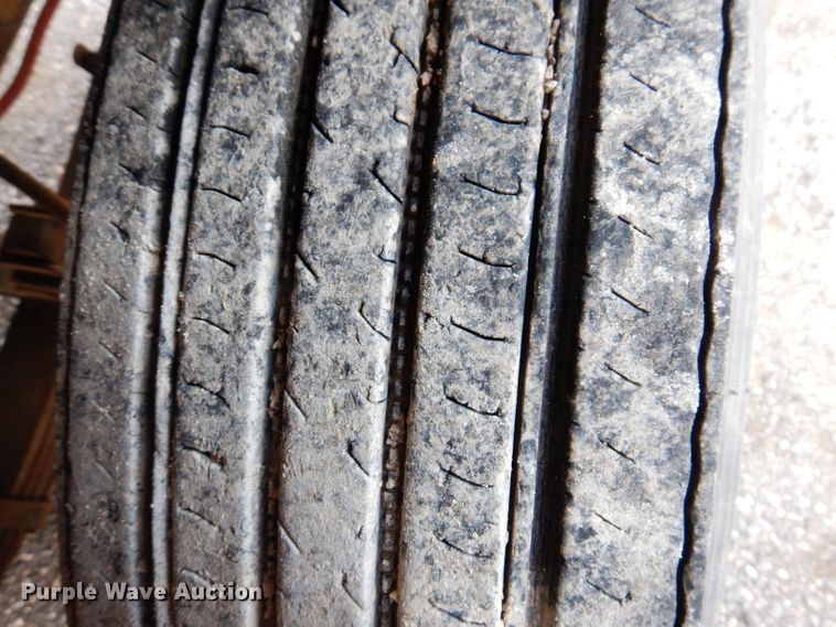 image for item IQ9744 1979 Ford 8000  fuel / lube truck